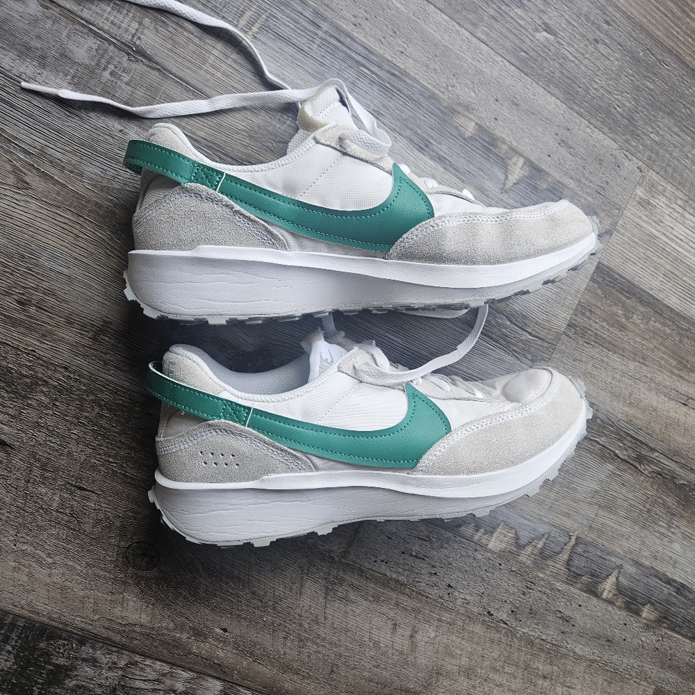 Nike Waffle Debut Green/White